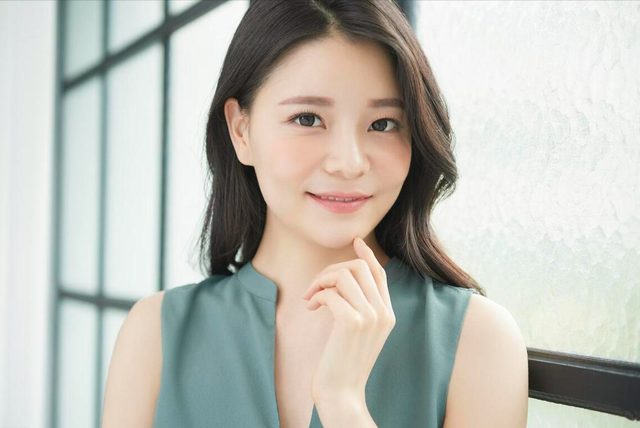 Sau tuổi 30, l&agrave;m thế n&agrave;o để tr&aacute;nh c&aacute;c dấu hiệu l&atilde;o h&oacute;a v&agrave; giữ g&igrave;n vẻ trẻ trung qua chế độ ăn uống?- Ảnh 1.