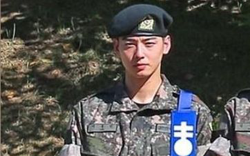 Cha Eun-woo mất c&aacute;c hợp đồng quảng c&aacute;o thời trang sau c&aacute;o buộc trốn thuế 13 triệu USD- Ảnh 1.