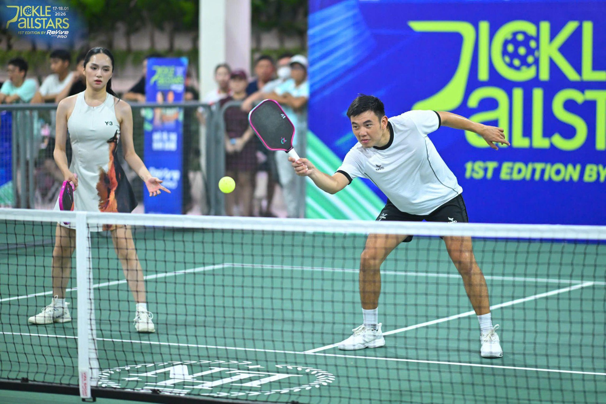 &ldquo;C&aacute;c b&oacute;ng hồng&rdquo; tỏa s&aacute;ng tại Pickle Allstars: Khi sắc đẹp bước v&agrave;o s&acirc;n đấu pickleball- Ảnh 2.