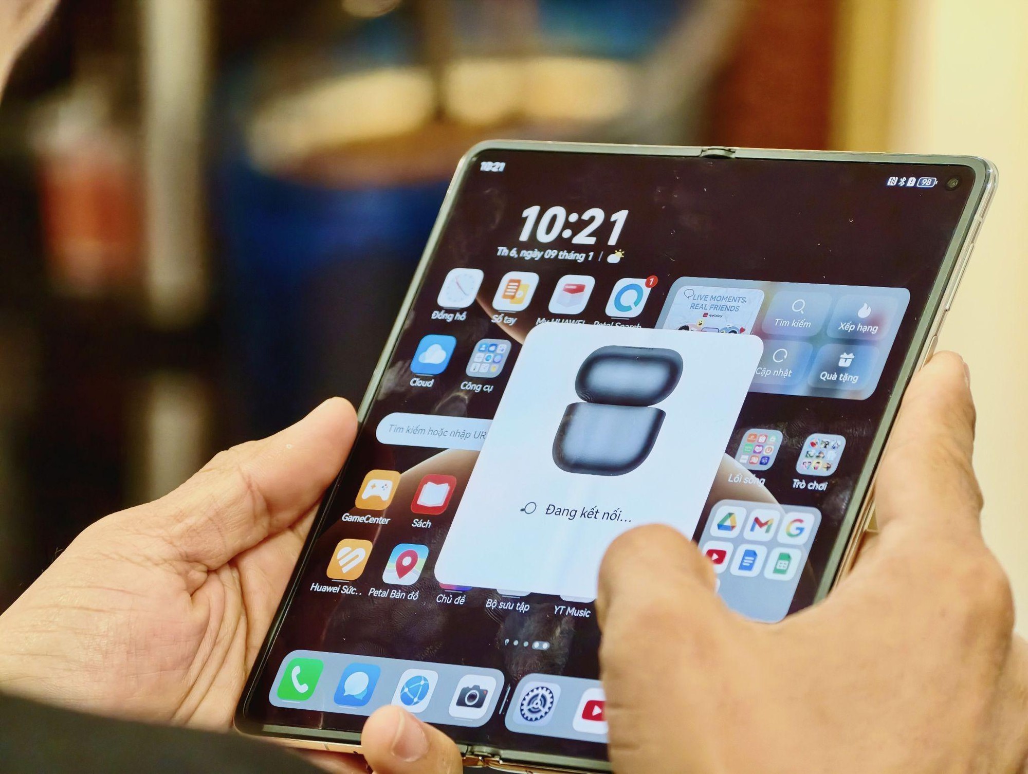 C&oacute; g&igrave; hot ở Gian h&agrave;ng trải nghiệm sản phẩm của Huawei tại Cresent Mall?- Ảnh 3.