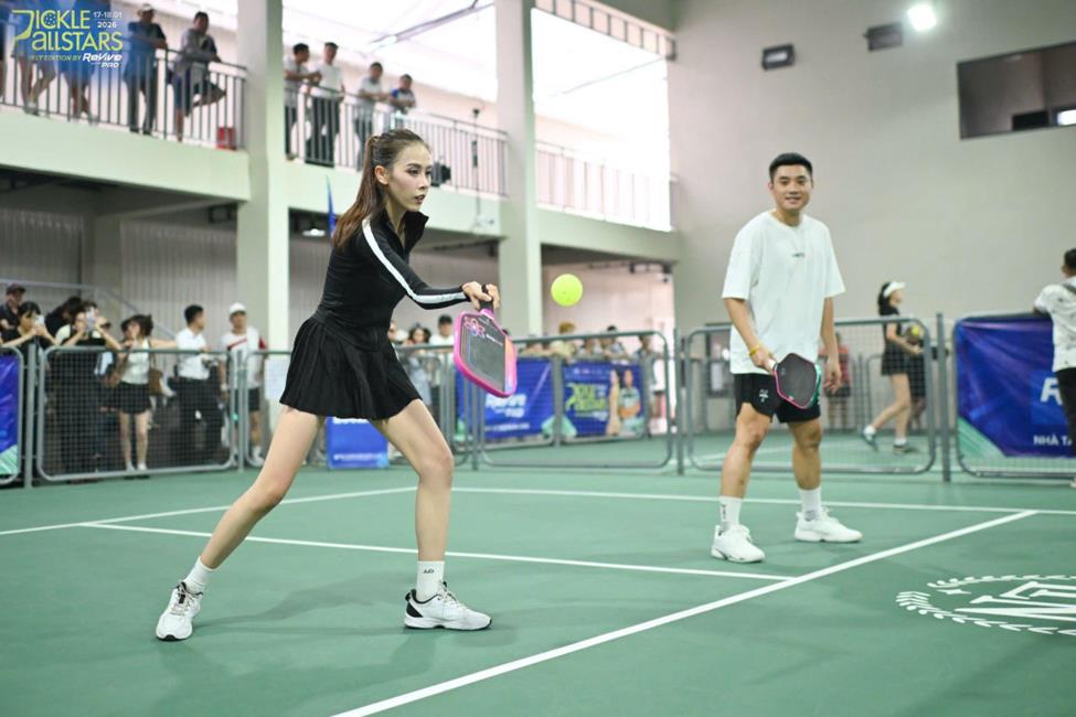 &ldquo;C&aacute;c b&oacute;ng hồng&rdquo; tỏa s&aacute;ng tại Pickle Allstars: Khi sắc đẹp bước v&agrave;o s&acirc;n đấu pickleball- Ảnh 4.