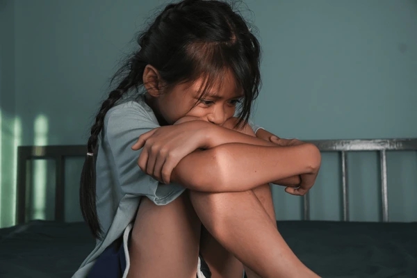 H&igrave;nh thức gi&aacute;o dục đ&aacute;ng sợ nhất, để lại hậu quả l&acirc;u d&agrave;i nhất: Cha mẹ l&agrave;m hại con c&aacute;i m&agrave; kh&ocirc;ng hề nhận ra!- Ảnh 1.