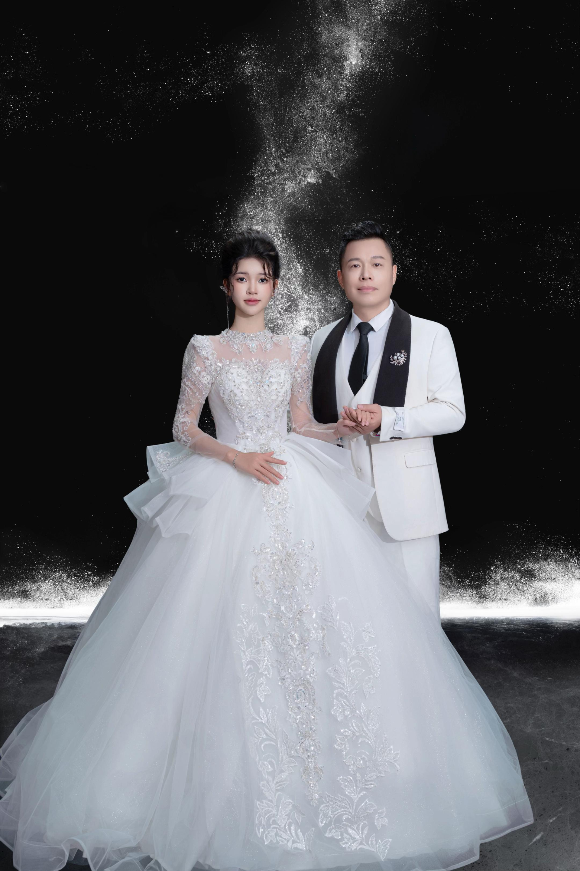 Đ&aacute;m cưới của T&ocirc;n Bằng v&agrave; vợ k&eacute;m 26 tuổi: C&ocirc; d&acirc;u lộ nhan sắc thật qua cam thường- Ảnh 6.