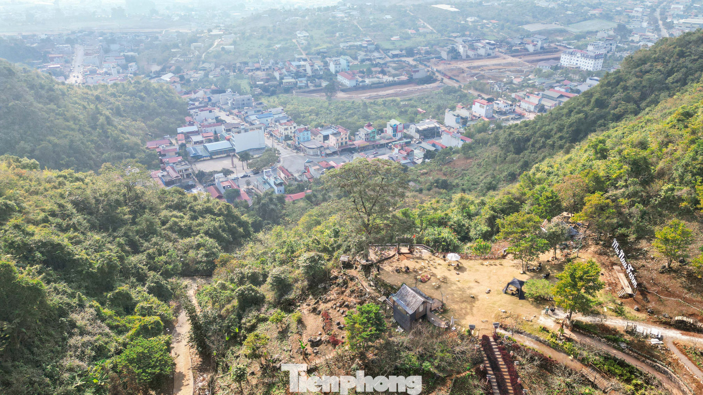 Cảnh tượng 'độc nhất v&ocirc; nhị' ở điểm check-in cao nhất Mộc Ch&acirc;u- Ảnh 13.