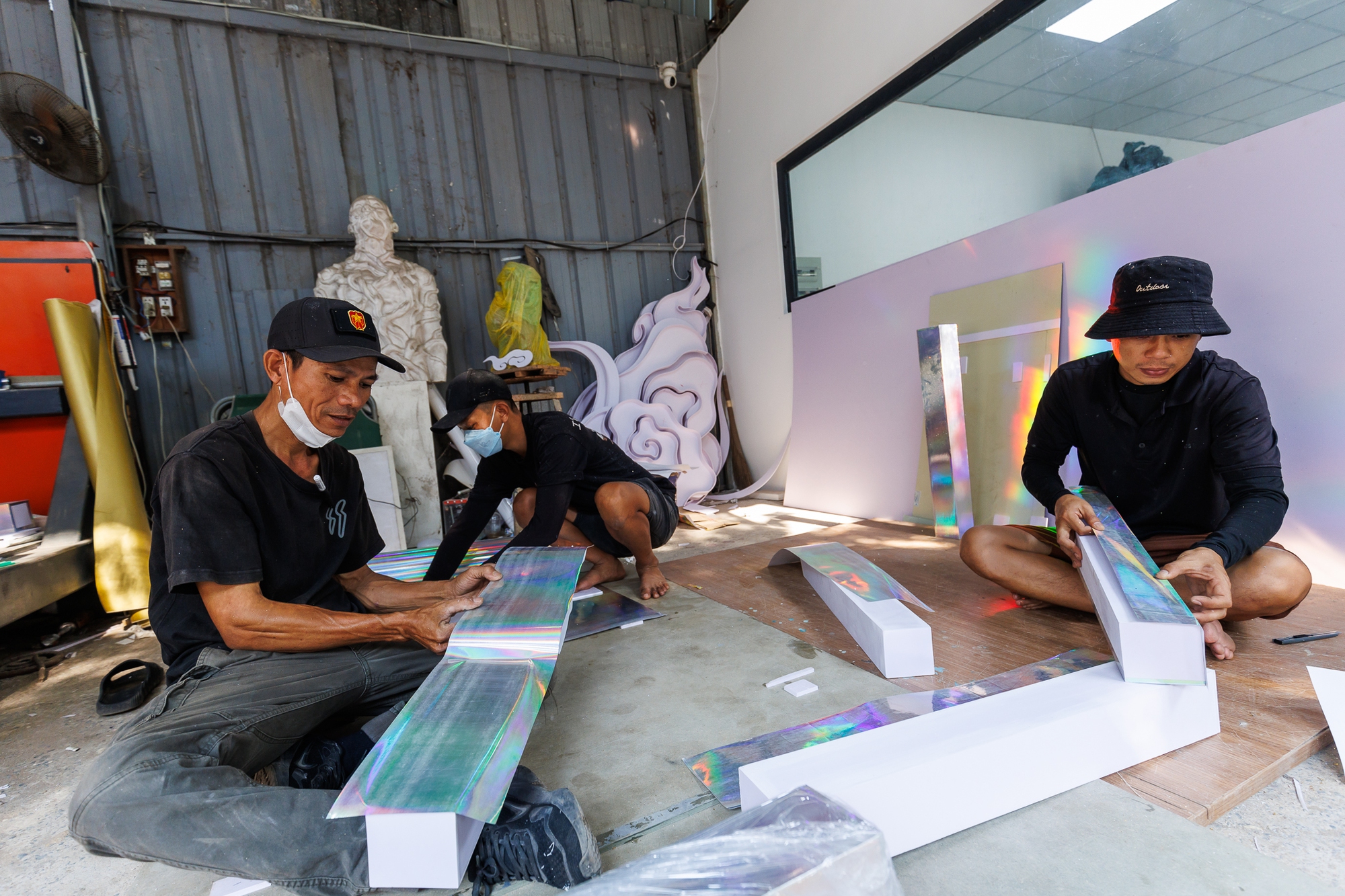 Lộ diện những linh vật ngựa ở Đường hoa Nguyễn Huệ Tết Bính Ngọ 2026- Ảnh 14.