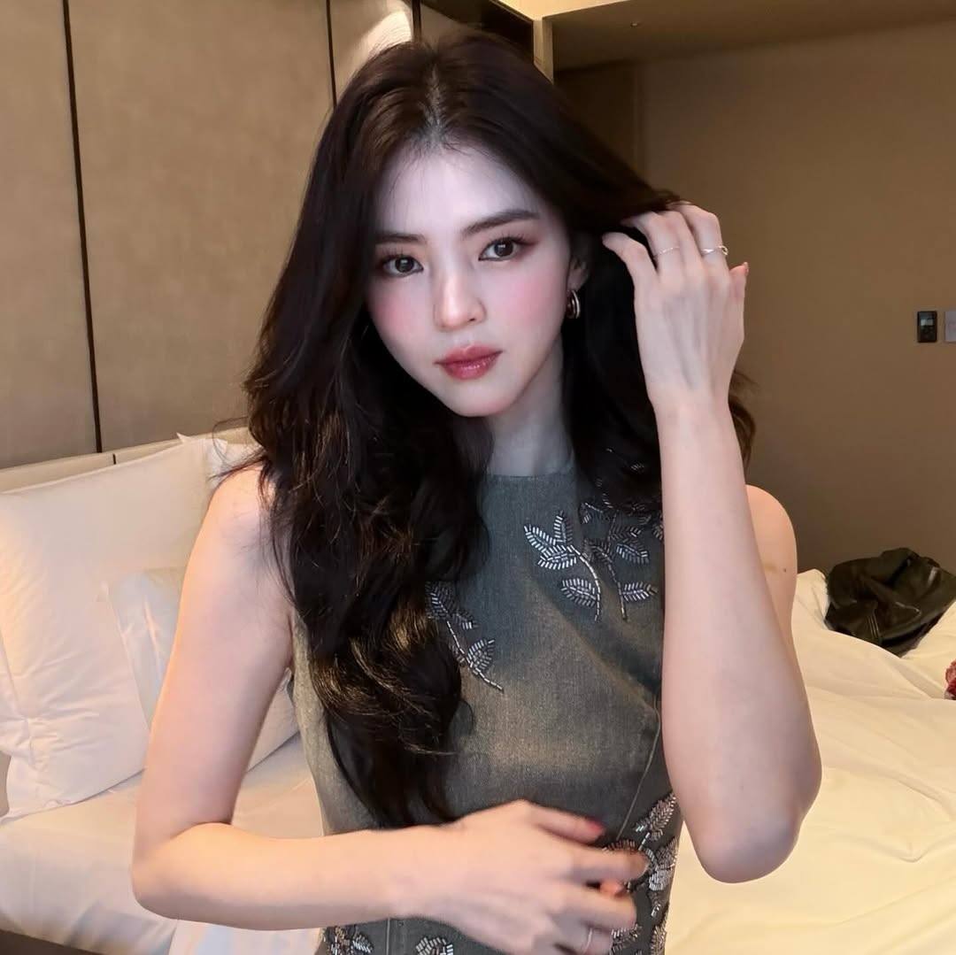 Vai ch&iacute;nh Tiếng Y&ecirc;u N&agrave;y, Anh Dịch Được Kh&ocirc;ng? vốn của 1 mỹ nh&acirc;n: Visual đ&egrave; bẹp cả showbiz, t&iacute;nh nết chả ai ưa nổi- Ảnh 9.