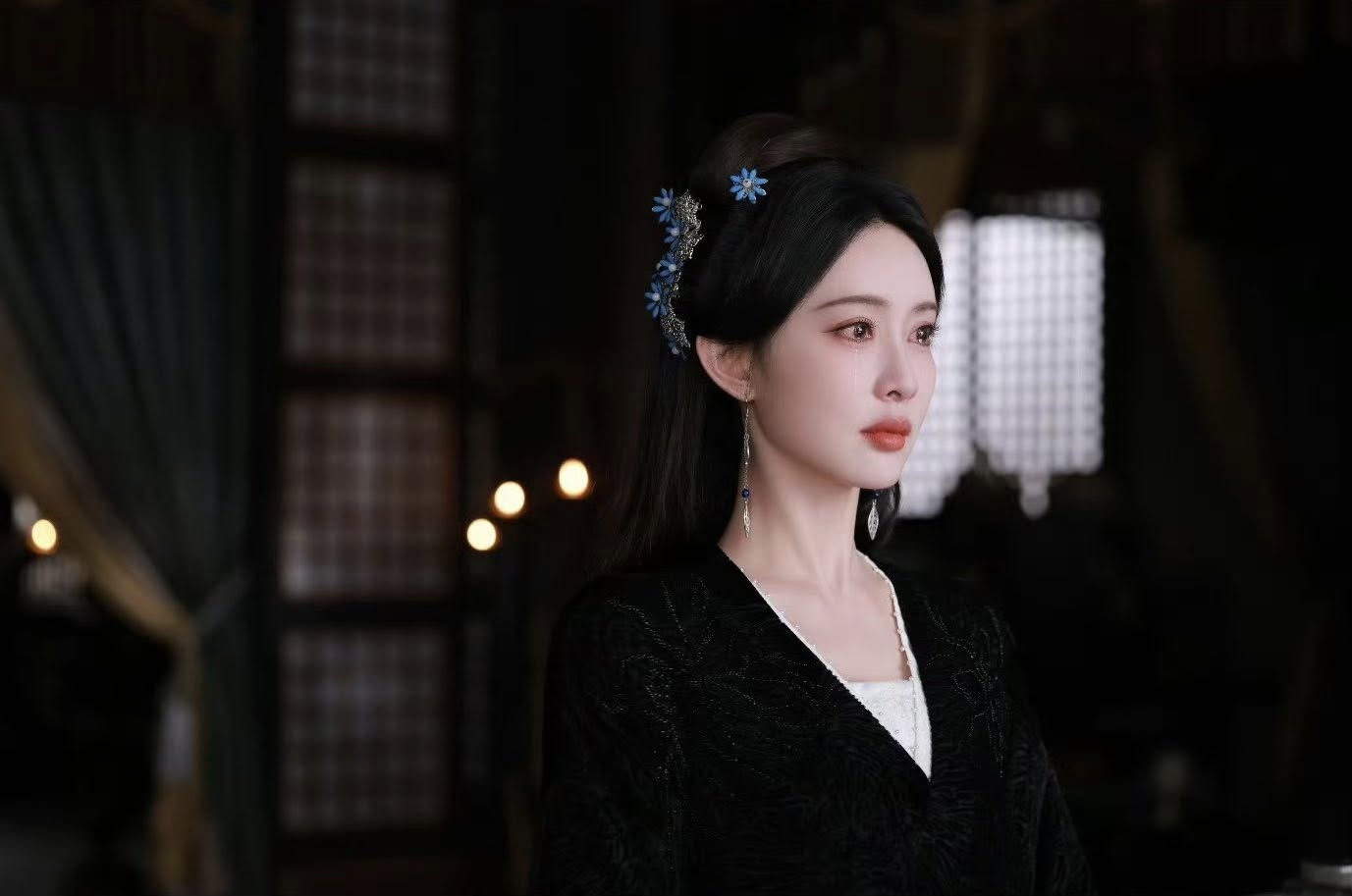 Lạy trời đừng cho mỹ nhân già đắng này đóng thiếu nữ: Đẻ ra nữ chính còn được, trêu đùa khán giả hay gì- Ảnh 6. Lạy trời đừng cho mỹ nhân già đắng này đóng thiếu nữ: Đẻ ra nữ chính còn được, trêu đùa khán giả hay gì- Ảnh 6.