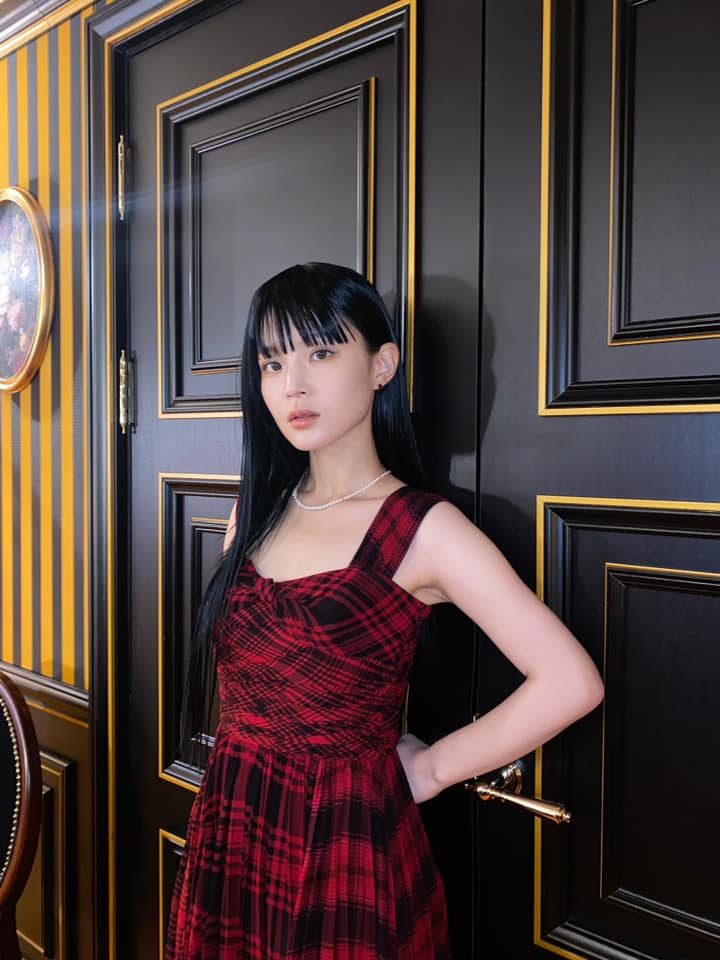 Sự hết thời của &ldquo;vi&ecirc;n ngọc qu&yacute;&rdquo; l&agrave;ng giải tr&iacute;: Biến mất nửa thập kỷ, nay đối mặt với &aacute;n t&ugrave; cả c&otilde;i mạng sốc- Ảnh 5.