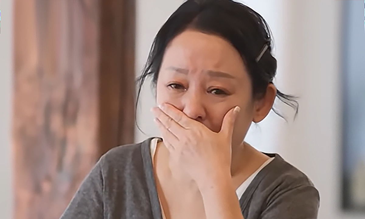 Cảnh tượng kinh ho&agrave;ng tại nh&agrave; cặp đ&ocirc;i hạnh ph&uacute;c nhất showbiz đ&atilde; b&oacute;c trần h&ocirc;n nh&acirc;n giả tạo- Ảnh 3.