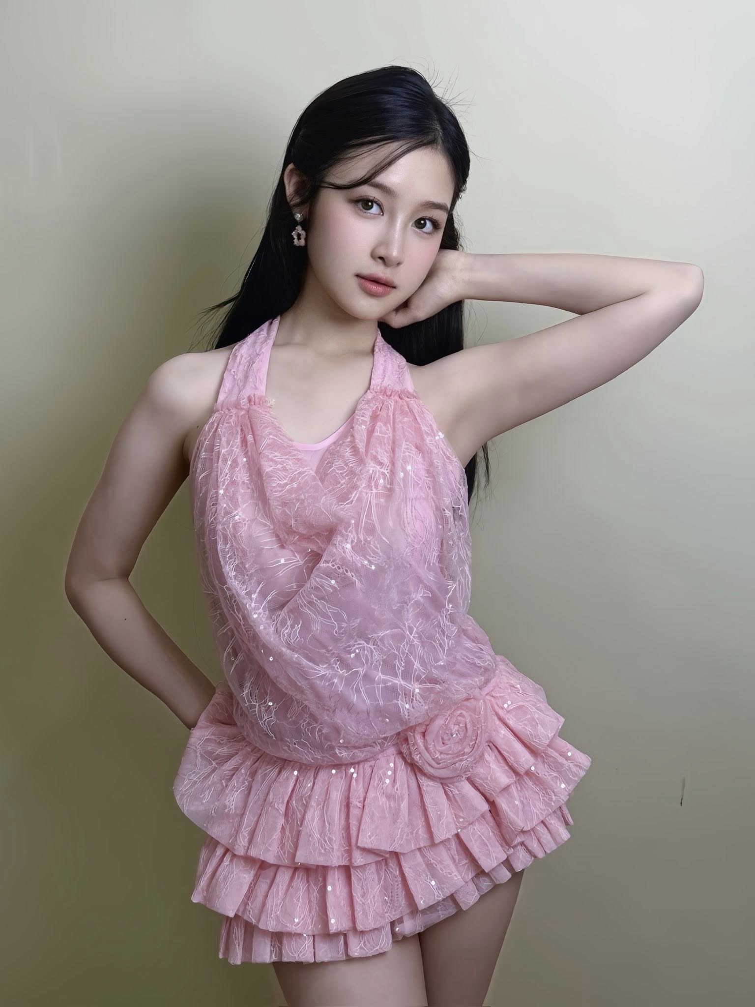 "Sao nh&iacute;" Việt g&acirc;y tranh c&atilde;i v&igrave; phong c&aacute;ch gợi cảm: Soi 1 chi tiết mới thấy dư luận qu&aacute; khắt khe- Ảnh 2.