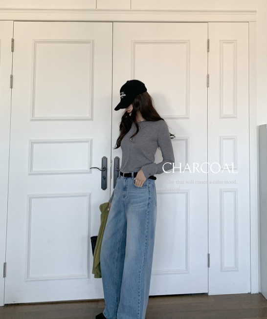 Trời ấm là phải mặc ngay áo thun dài tay với 5 công thức siêu trẻ- Ảnh 10. Trời ấm là phải mặc ngay áo thun dài tay với 5 công thức siêu trẻ- Ảnh 10.