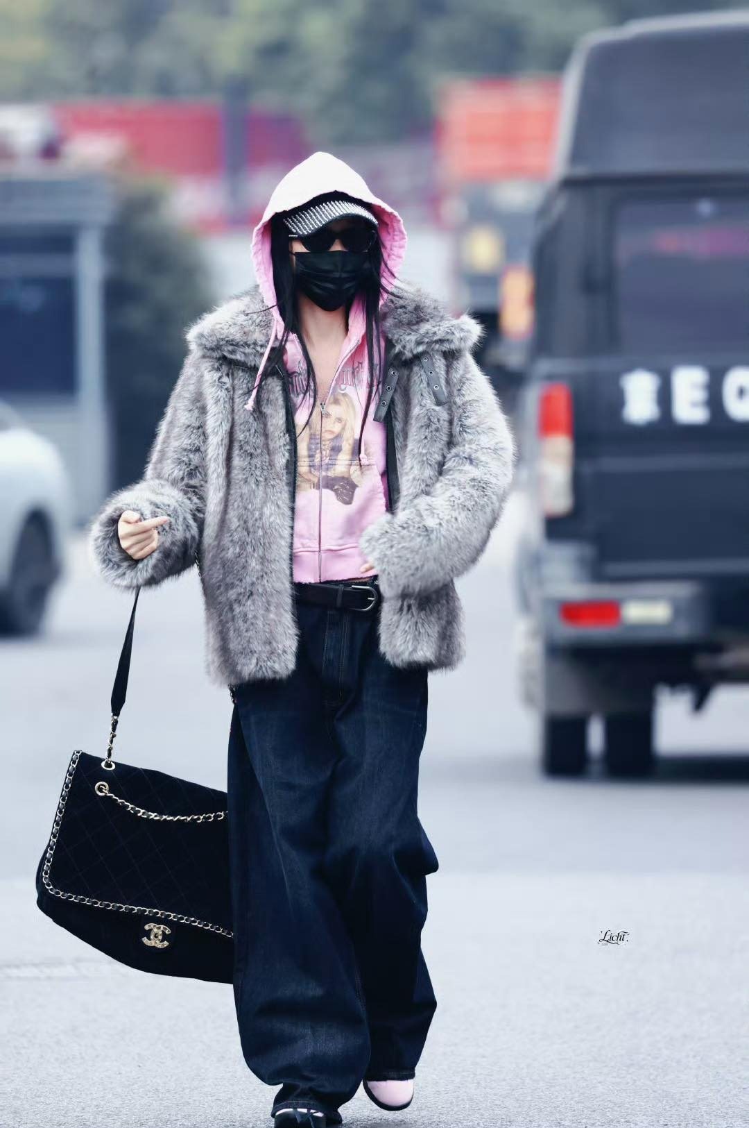 Ngoại lệ showbiz: Mỹ nh&acirc;n bị ch&ecirc; đủ đường, chỉ ri&ecirc;ng style l&agrave; d&acirc;n t&igrave;nh khen tới tấp, thậm ch&iacute; c&ograve;n copy- Ảnh 10.