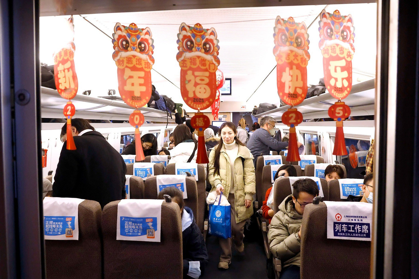 Người Trung Quốc lo ngại virus Nipah khi Tết Nguy&ecirc;n đ&aacute;n đến gần- Ảnh 1.