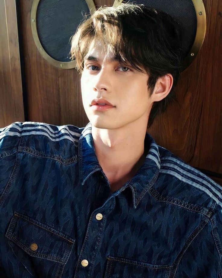 "Ho&agrave;ng tử lai" Th&aacute;i Lan xuống sắc tột độ v&igrave; giảm c&acirc;n, mặt gầy v&agrave; da xệ kh&oacute; nhận ra nổi- Ảnh 4.