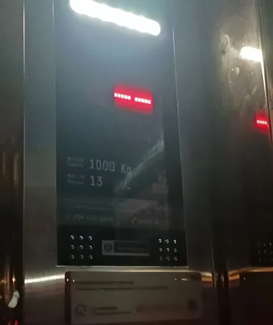 Vừa mua căn hộ tầng 26, tôi hối hận và bán gấp để xuống tầng 5: Bài học đắt giá không có trong quảng cáo- Ảnh 2. Vừa mua căn hộ tầng 26, tôi hối hận và bán gấp để xuống tầng 5: Bài học đắt giá không có trong quảng cáo- Ảnh 2.