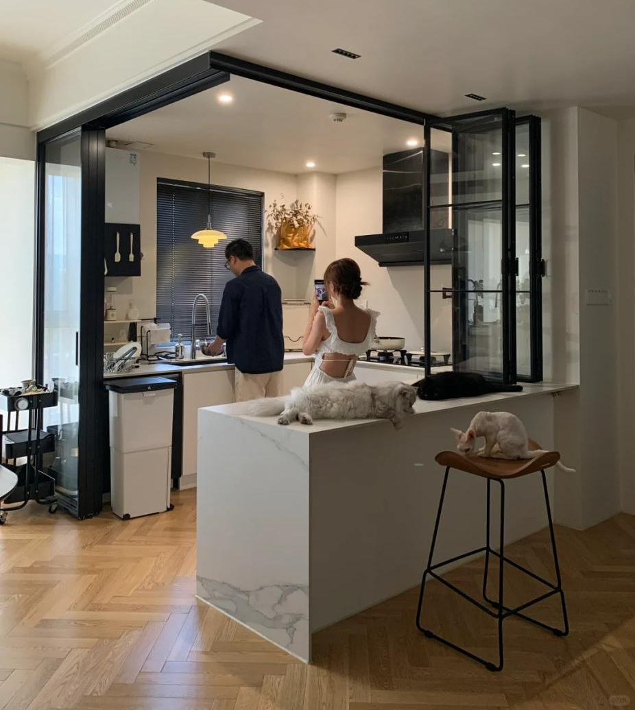 8 nâng cấp khiến căn bếp lên level tuyệt phẩm, nhà nào không làm chắc chắn tiếc đứt ruột gan- Ảnh 7. 8 nâng cấp khiến căn bếp lên level tuyệt phẩm, nhà nào không làm chắc chắn tiếc đứt ruột gan- Ảnh 7.