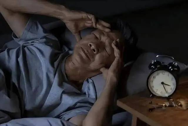 Rượu bia chỉ xếp thứ 5: Đ&acirc;y mới l&agrave; "thủ phạm" đầu bảng b&agrave;o m&ograve;n sức khỏe đ&agrave;n &ocirc;ng nhanh nhất- Ảnh 3.