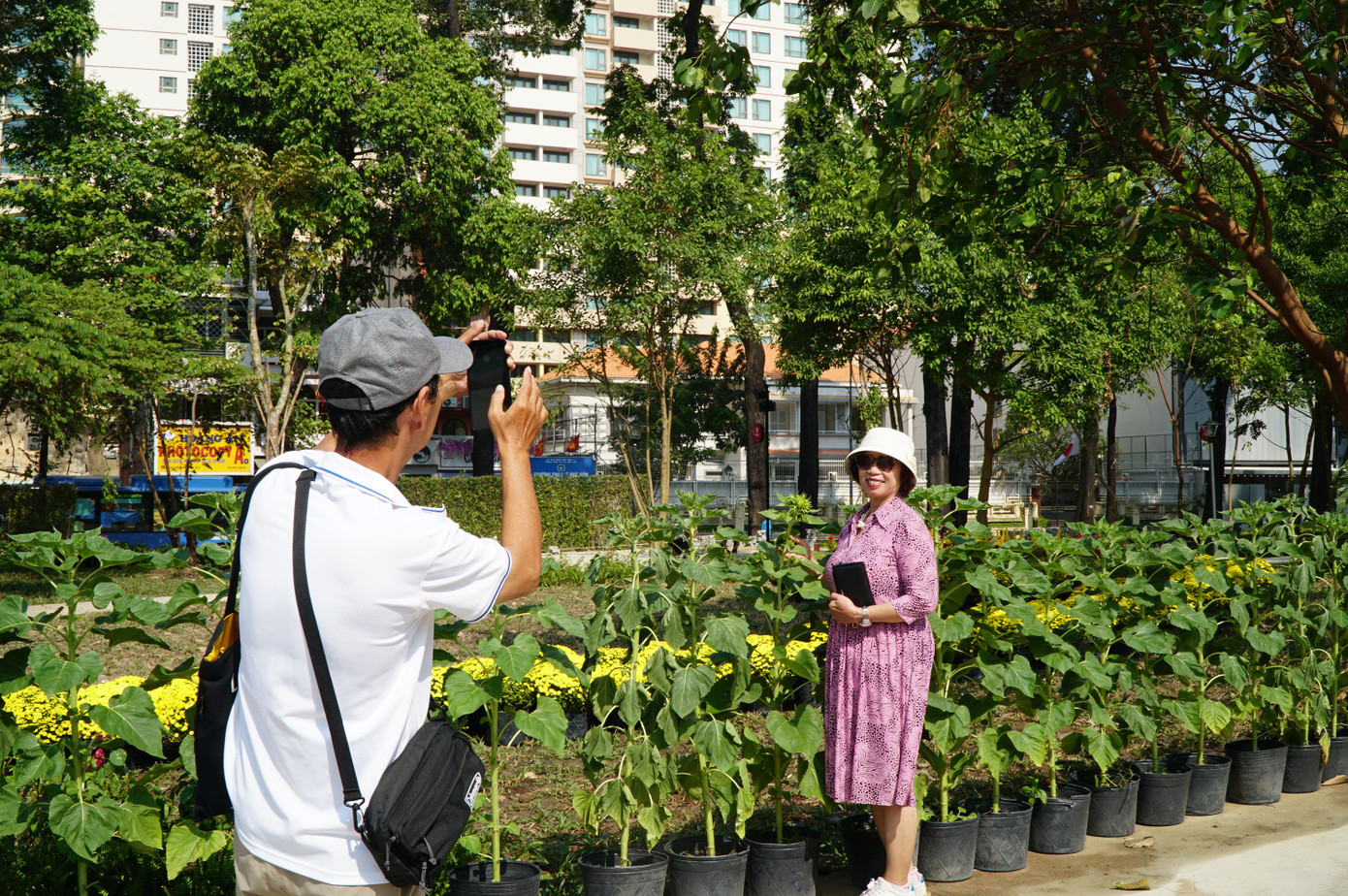 'Đất v&agrave;ng' bỏ hoang giữa trung t&acirc;m TPHCM th&agrave;nh c&ocirc;ng vi&ecirc;n đ&ocirc;ng vui dịp Tết- Ảnh 9.