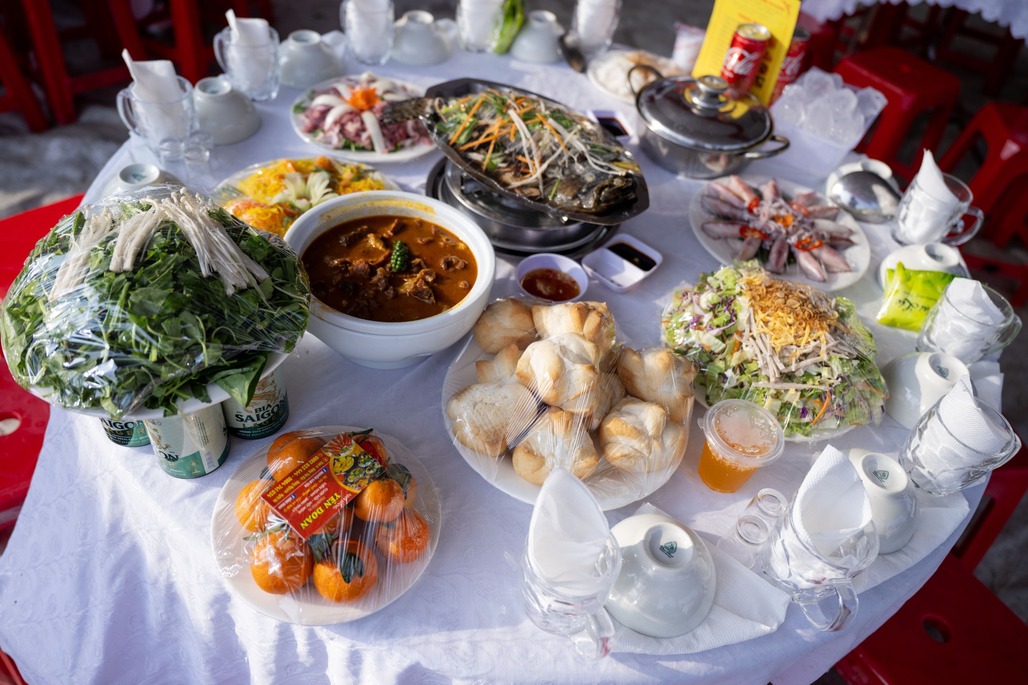 180 m&acirc;m cỗ nh&agrave; Đ&igrave;nh Bắc h&ocirc;m nay- Ảnh 7.