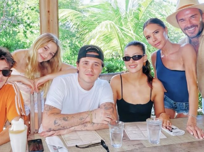 G&oacute;c khuất h&ocirc;n nh&acirc;n của cậu cả nh&agrave; Beckham: Hợp đồng 1,6 tỷ USD h&oacute;a ra chưa phải l&agrave; tệ nhất- Ảnh 3.