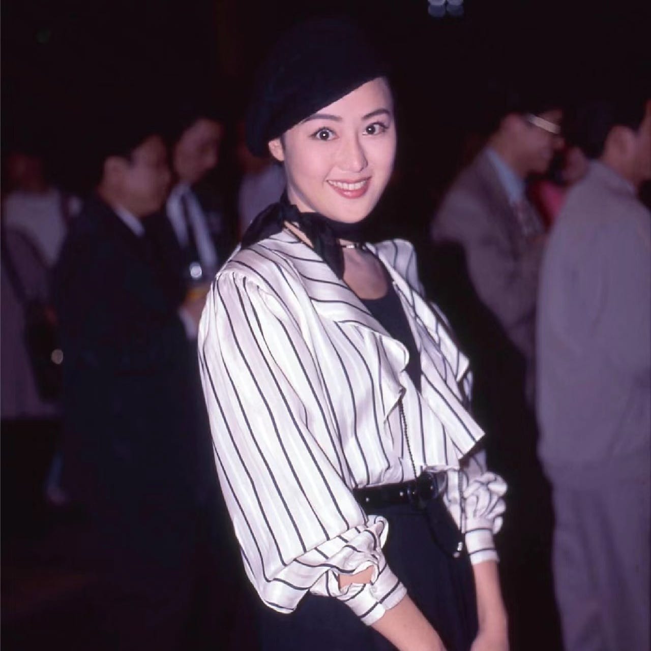 Mỹ nhân khiến 2 đại gia phá sản: Tiêu vặt 100 triệu mỗi tháng, đồ không mặc lại lần 2, thẻ phải không hạn mức!- Ảnh 1. Mỹ nhân khiến 2 đại gia phá sản: Tiêu vặt 100 triệu mỗi tháng, đồ không mặc lại lần 2, thẻ phải không hạn mức!- Ảnh 1.