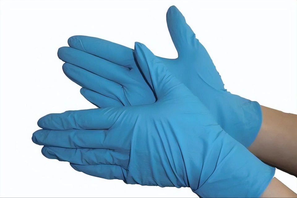 B&aacute;c sĩ khuyến c&aacute;o c&aacute;c gia đ&igrave;nh n&ecirc;n chuẩn bị 5 vật dụng bảo hộ thiết yếu để ph&ograve;ng chống virus Nipah- Ảnh 4.