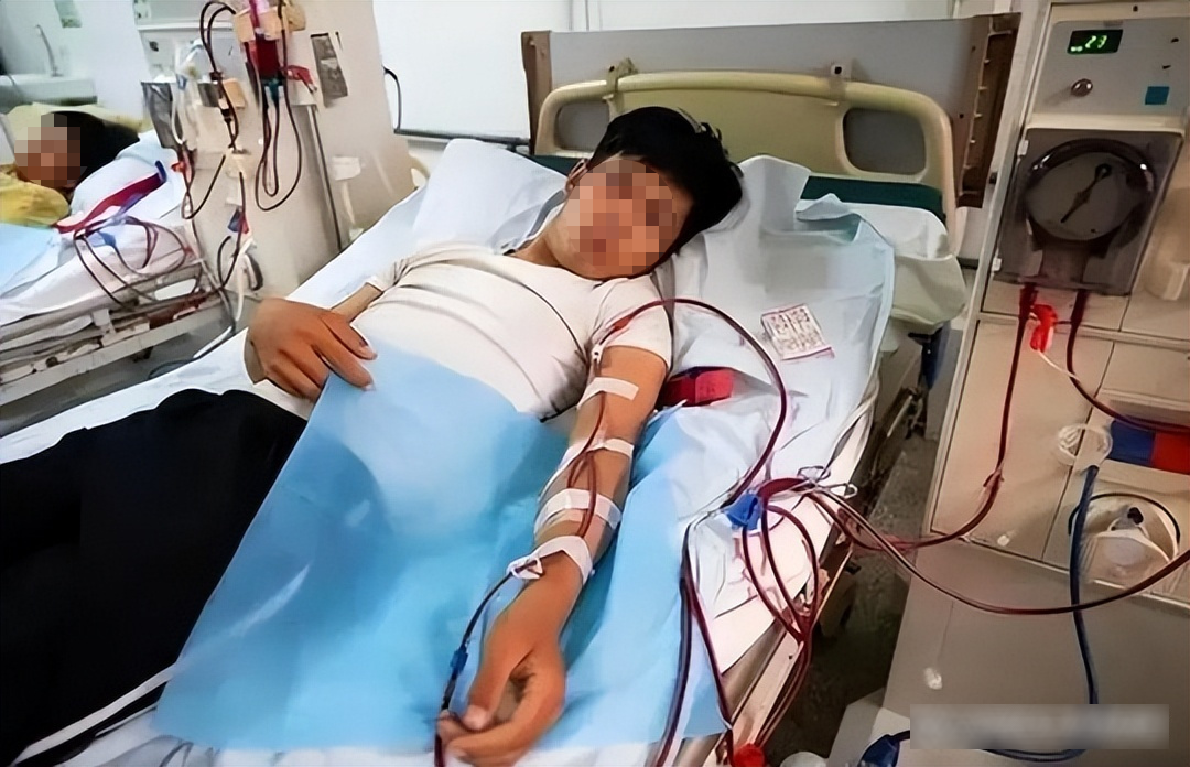 Ăn thế n&agrave;y trong 7 ng&agrave;y, người đ&agrave;n &ocirc;ng 40 tuổi suy thận giai đoạn cuối: Rất nhiều người l&agrave;m điều tương tự- Ảnh 3.