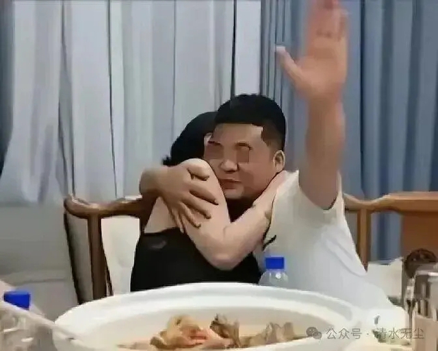 X&ocirc;n xao cảnh bạn học cũ đ&atilde; c&oacute; gia đ&igrave;nh &ocirc;m h&ocirc;n nhau trong buổi họp lớp cuối năm: Sự thật l&agrave; g&igrave;?- Ảnh 3.