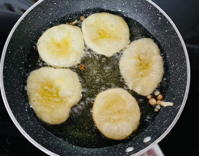 4 loại "bột" m&agrave;u trắng ăn nhiều PH&Aacute; HOẠI  mạch m&aacute;u nhanh hơn cả thịt mỡ, to&agrave;n m&oacute;n "vạn người m&ecirc;"- Ảnh 3.