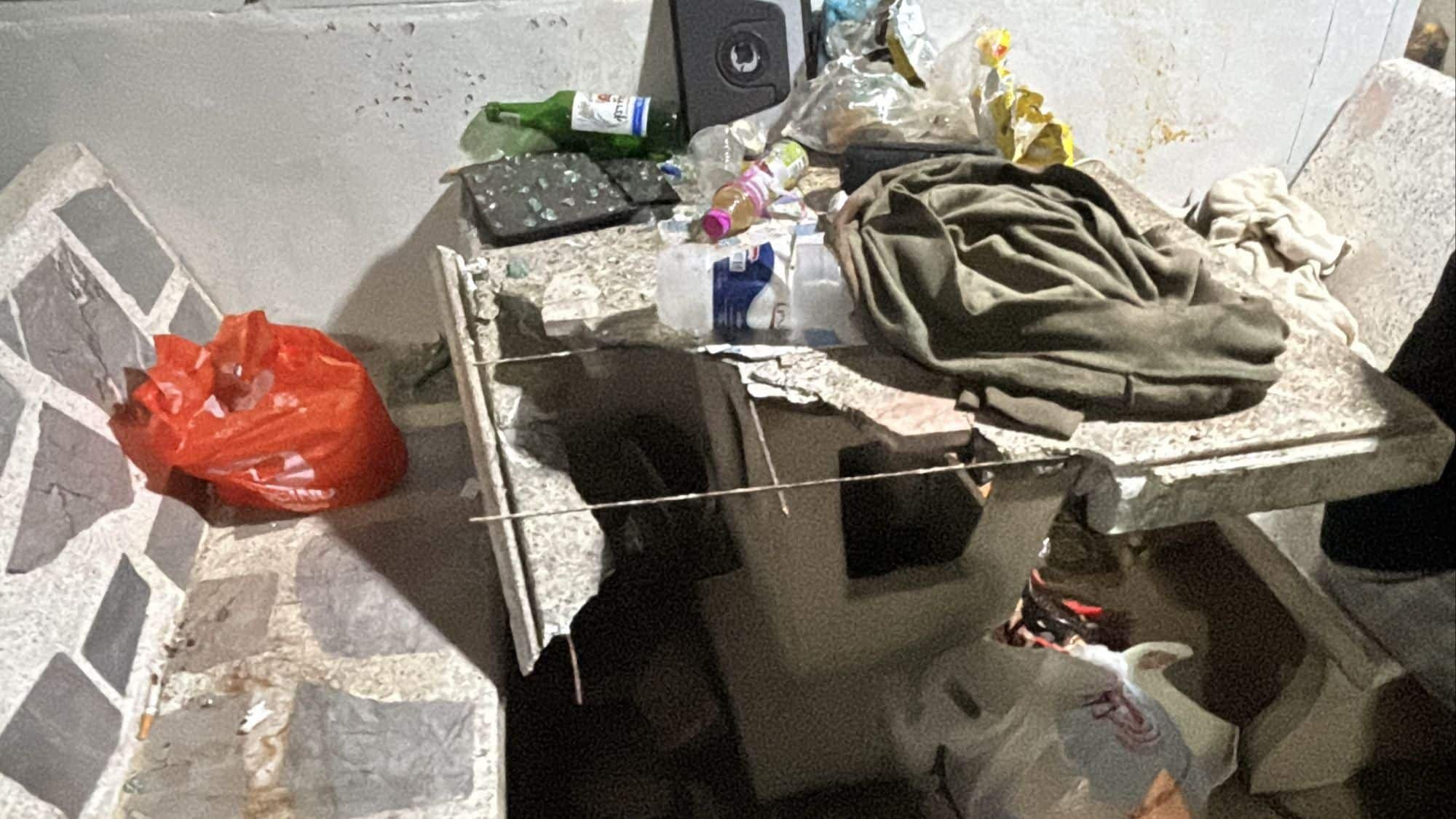 Nghi vợ ngoại t&igrave;nh, chồng đem thiết bị nổ ra k&iacute;ch hoạt, khung cảnh sau đ&oacute; khiến ai cũng sợ h&atilde;i- Ảnh 2.