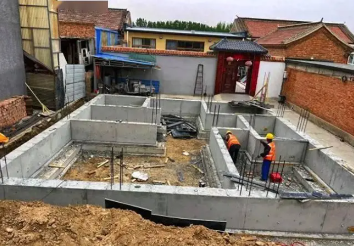 Năm xưa về qu&ecirc; x&acirc;y nh&agrave; l&agrave; niềm h&atilde;nh diện, khi 58 tuổi, đến l&uacute;c dưỡng gi&agrave; mới thấm th&iacute;a hối hận- Ảnh 2.