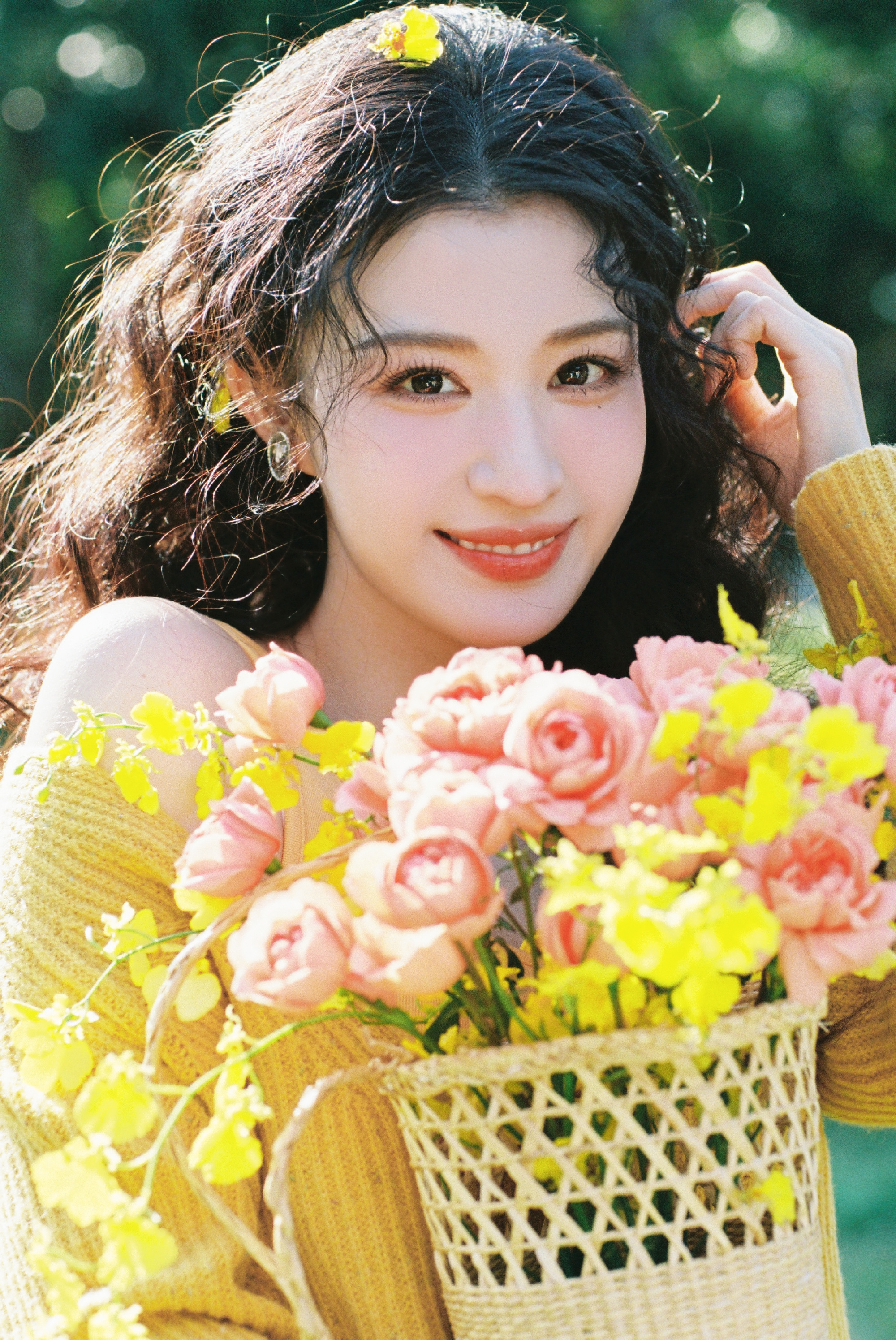 Danh s&aacute;ch Đỏ Đen chấn động Cbiz: Ti&ecirc;u Chiến - Bạch Lộc top đầu, cả loạt sao bại lộ 1.001 phốt th&aacute;i độ lồi l&otilde;m- Ảnh 9.