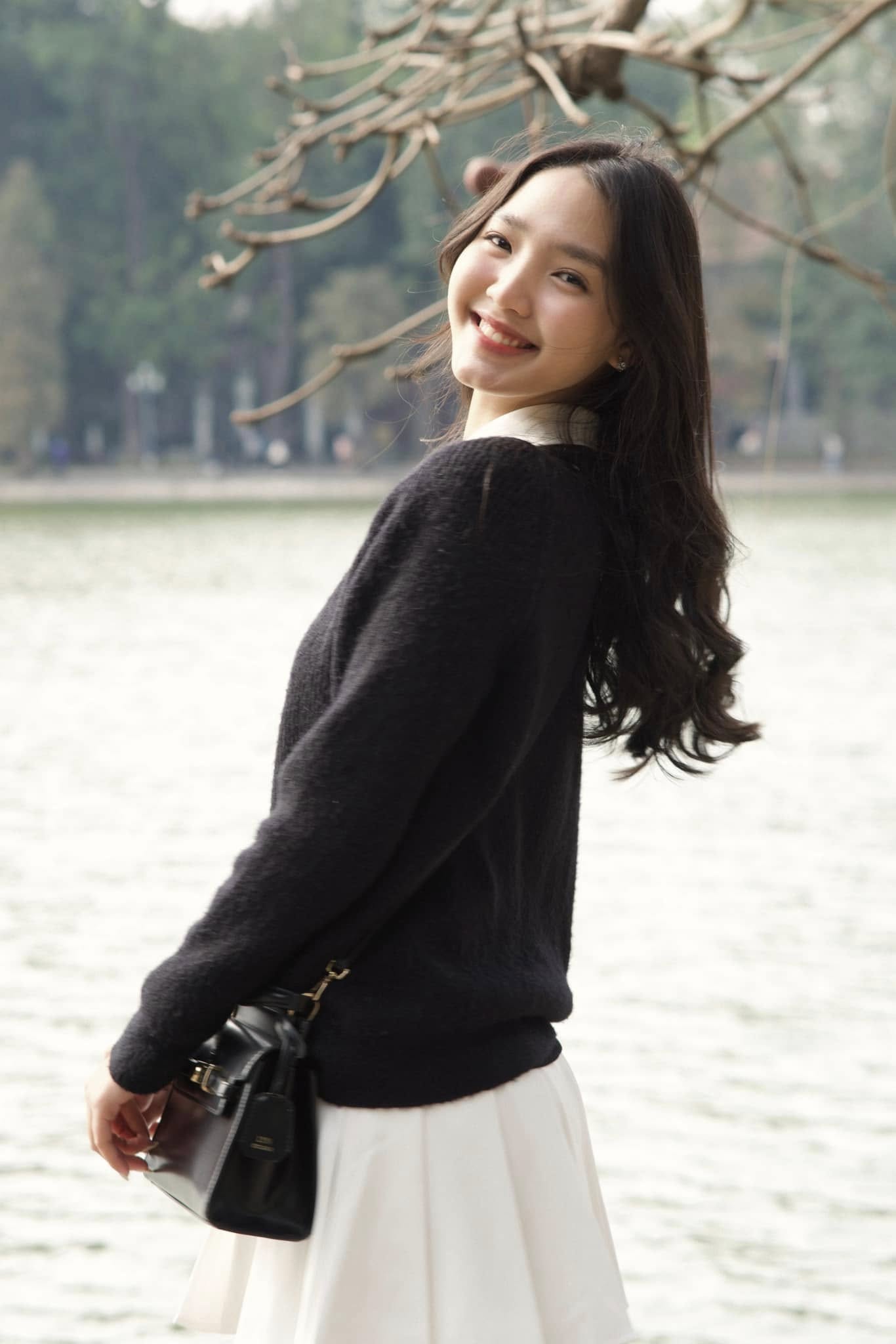 Danh t&iacute;nh c&ocirc; g&aacute;i vừa bước ra s&acirc;n pickleball đ&atilde; khiến tất cả xu&yacute;t xoa: 