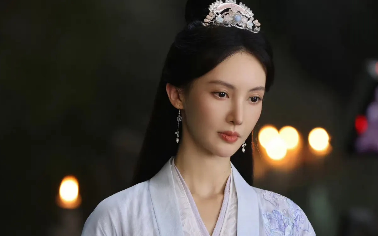 Cần loại bỏ mỹ nh&acirc;n n&agrave;y khỏi showbiz ngay lập tức: G&acirc;y tai nạn, lừa bảo hiểm, nh&acirc;n c&aacute;ch k&eacute;m c&ograve;n diễn si&ecirc;u dở- Ảnh 6.