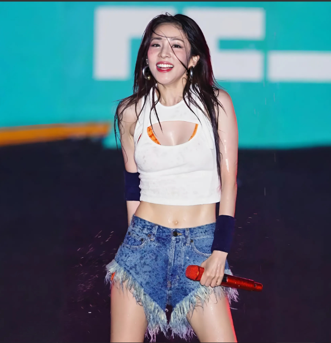 Mỹ nh&acirc;n 4x l&agrave; biểu tượng hack tuổi của H&agrave;n Quốc, hậu tăng c&acirc;n khoe ảnh thẻ nh&igrave;n kh&oacute; tin- Ảnh 5.