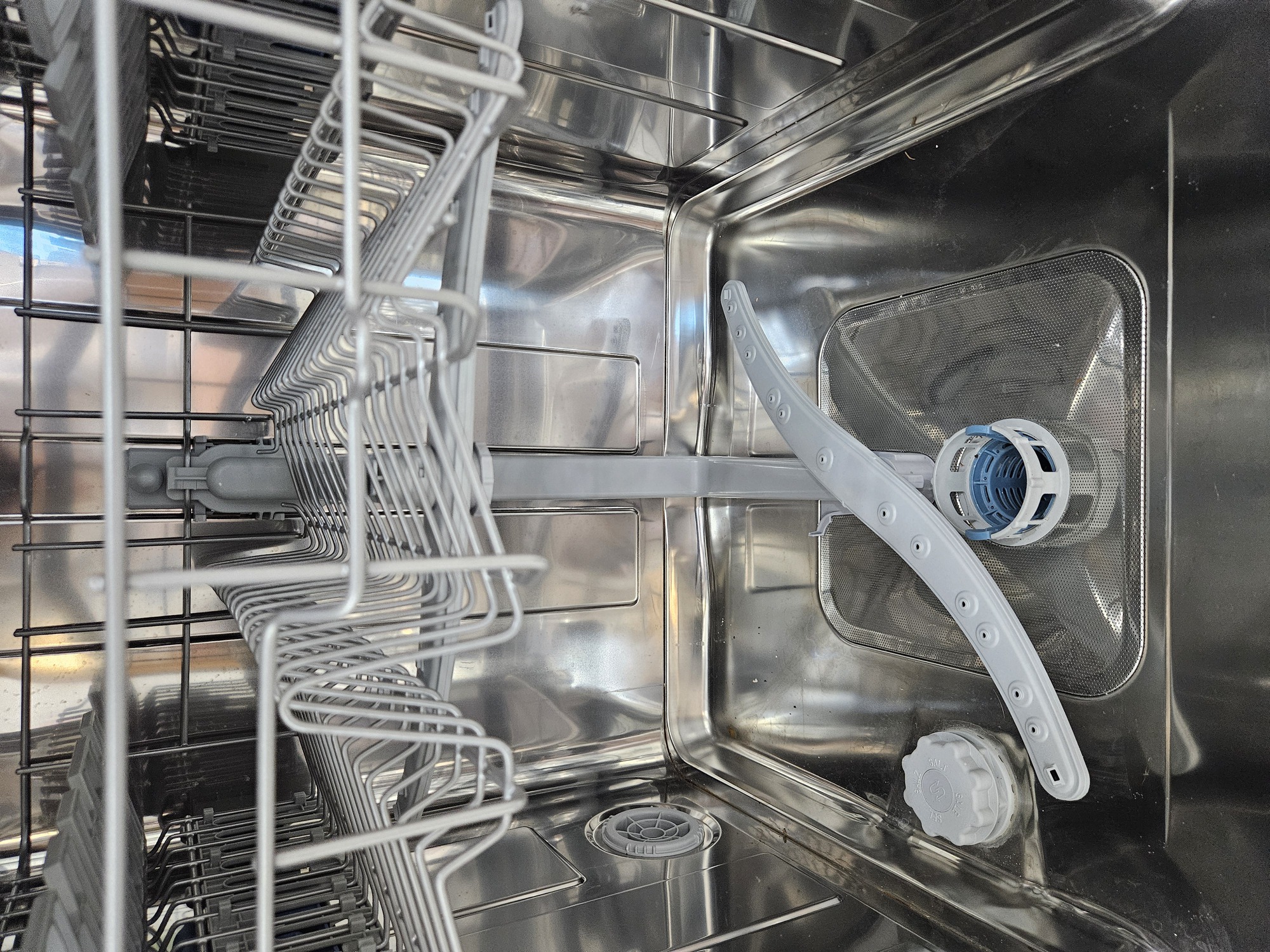 Vợ ch&ecirc; m&aacute;y rửa b&aacute;t cũ mẹ t&ocirc;i đ&atilde; d&ugrave;ng hơn 10 năm, t&ocirc;i n&oacute;i 1 c&acirc;u khiến nhiều người phải vỗ tay khen hay- Ảnh 3.