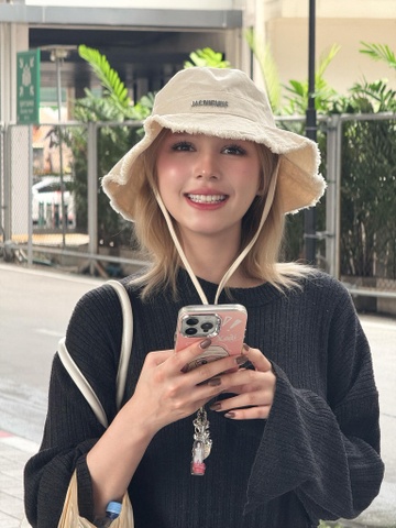 Gil L&ecirc; l&ecirc;n tiếng giữa l&uacute;c Xo&agrave;i Non bị b&agrave;n t&aacute;n ngoại h&igrave;nh- Ảnh 1.