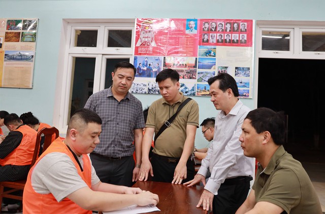 H&eacute; lộ thủ đoạn chiếm đoạt hơn 300 tỷ đồng của "&ocirc;ng tr&ugrave;m" L&ecirc; Đ&igrave;nh H&ugrave;ng vừa bị bắt- Ảnh 3.