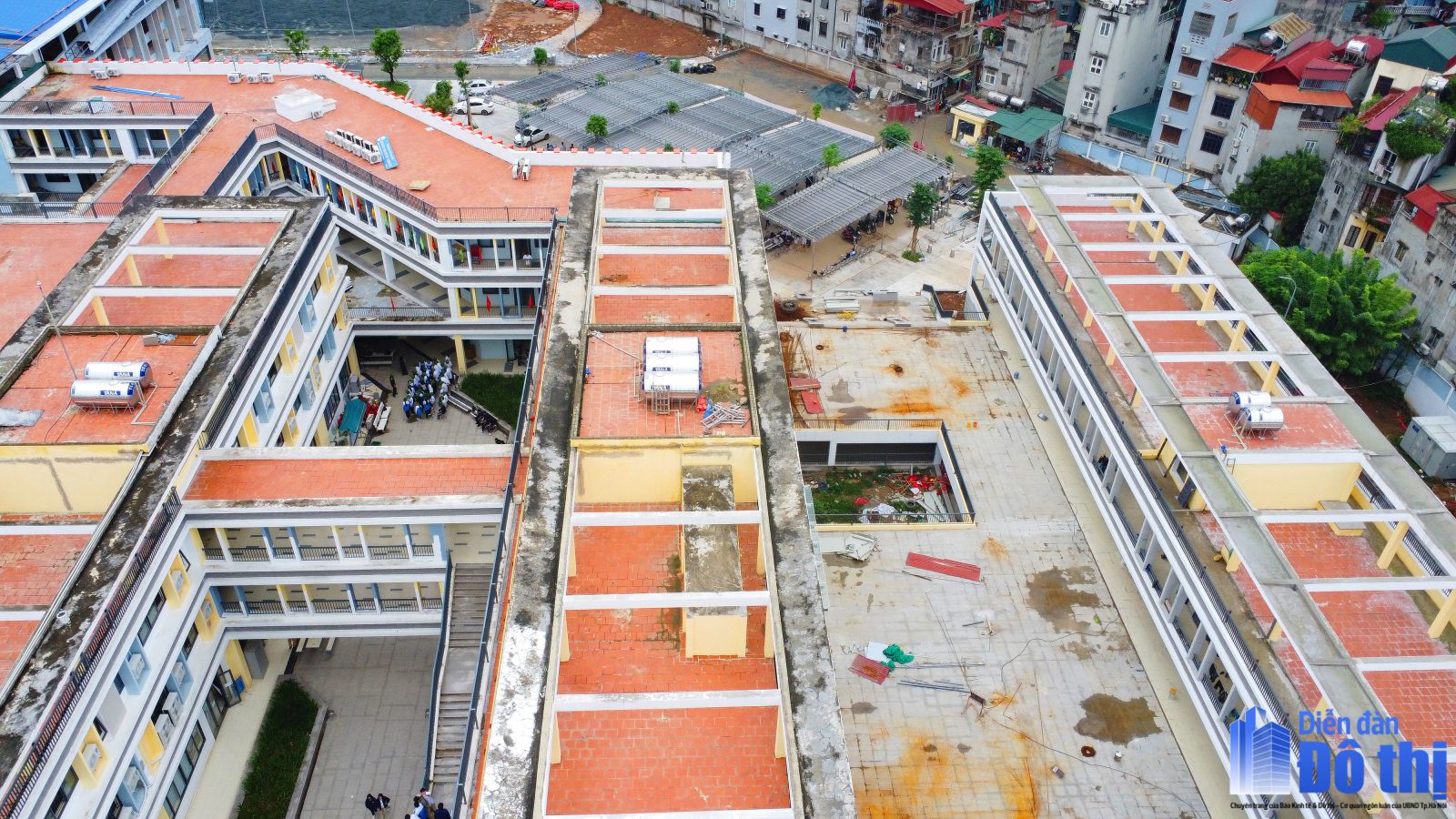 1 trường THPT c&ocirc;ng lập ở H&agrave; Nội lột x&aacute;c ho&agrave;n to&agrave;n: Từ cũ kỹ giờ TO ĐẸP qu&aacute; đỗi, bước v&agrave;o m&agrave; cứ ngỡ đang đ&oacute;ng phim thanh xu&acirc;n!- Ảnh 4.