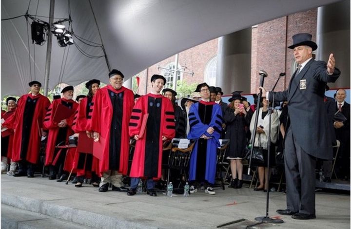 Giải m&atilde; Harvard - "cỗ m&aacute;y" đ&agrave;o tạo giới tinh hoa to&agrave;n cầu- Ảnh 3.