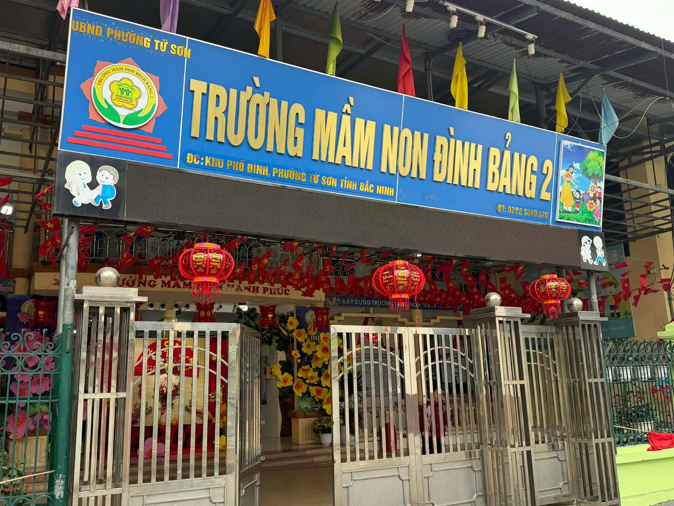 Gi&aacute;o vi&ecirc;n "tố" hiệu trưởng bắt nộp lại một nửa tiền thưởng theo Nghị định 73- Ảnh 1.