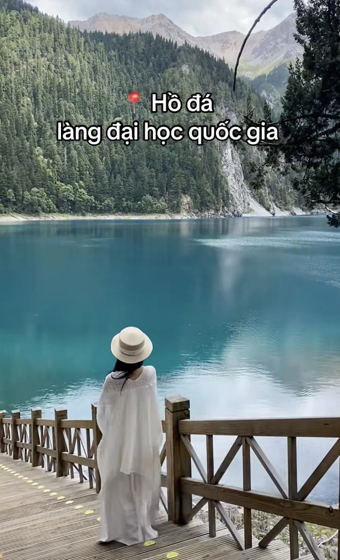 Trend n&agrave;y cợt nhả dễ sợ: Đi khắp thế giới nhưng checkin ở Đ&agrave; Lạt, hồ Đ&aacute; l&agrave;ng đại học Quốc gia Thủ Đức- Ảnh 3.