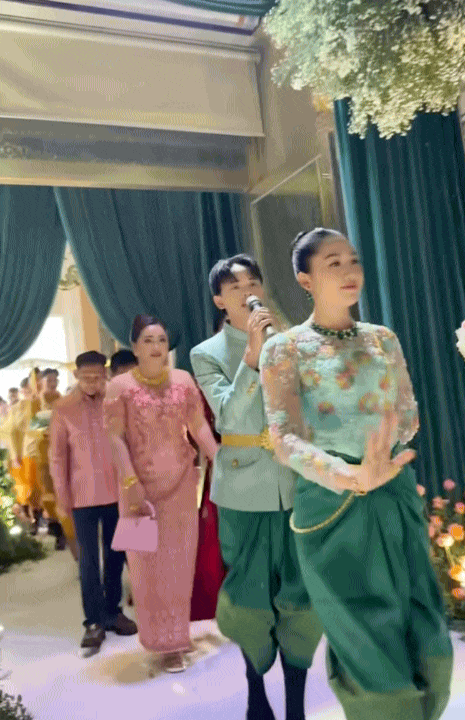 C&ocirc; d&acirc;u T&acirc;y Ninh tổ chức đ&aacute;m cưới ở Campuchia: Nh&agrave; trai "chơi lớn" cỡ n&agrave;y th&igrave; ai l&agrave;m lại!- Ảnh 5.