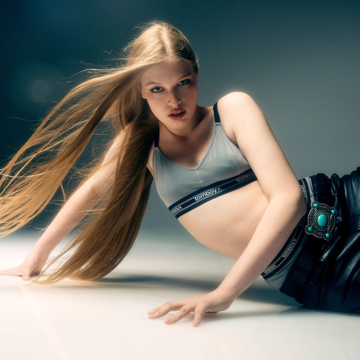 Con g&aacute;i tỷ ph&uacute; gi&agrave;u nhất thế giới: Từ "đ&oacute;a hồng đen" h&agrave;ng ngh&igrave;n tỷ viết đơn từ bỏ cha ra đường mưu sinh- Ảnh 4.