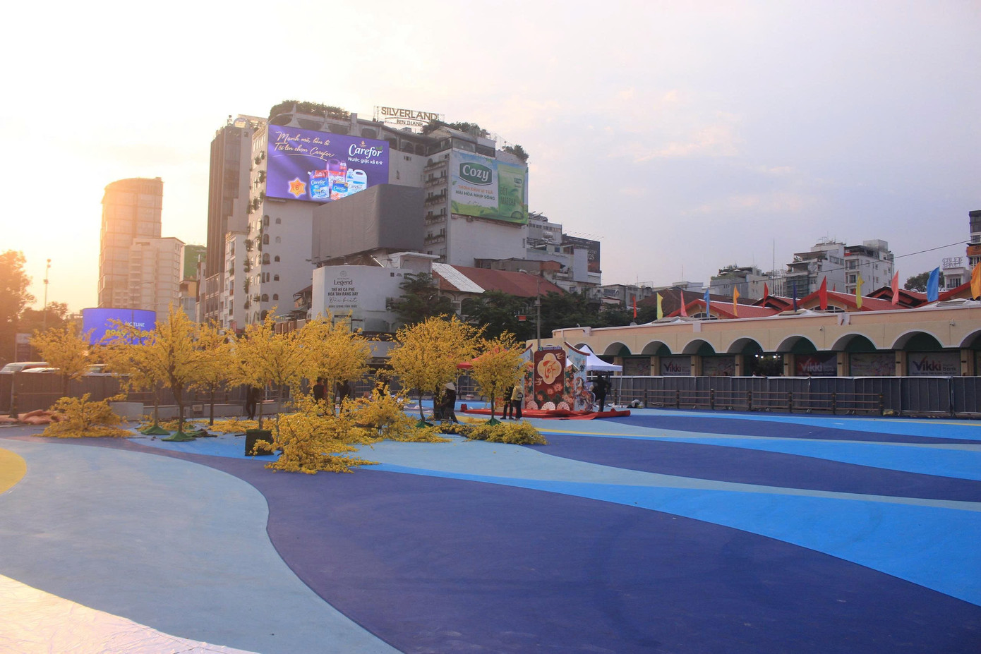 Chợ Bến Th&agrave;nh kh&aacute;c lạ với 's&oacute;ng nước bập bềnh'- Ảnh 4.