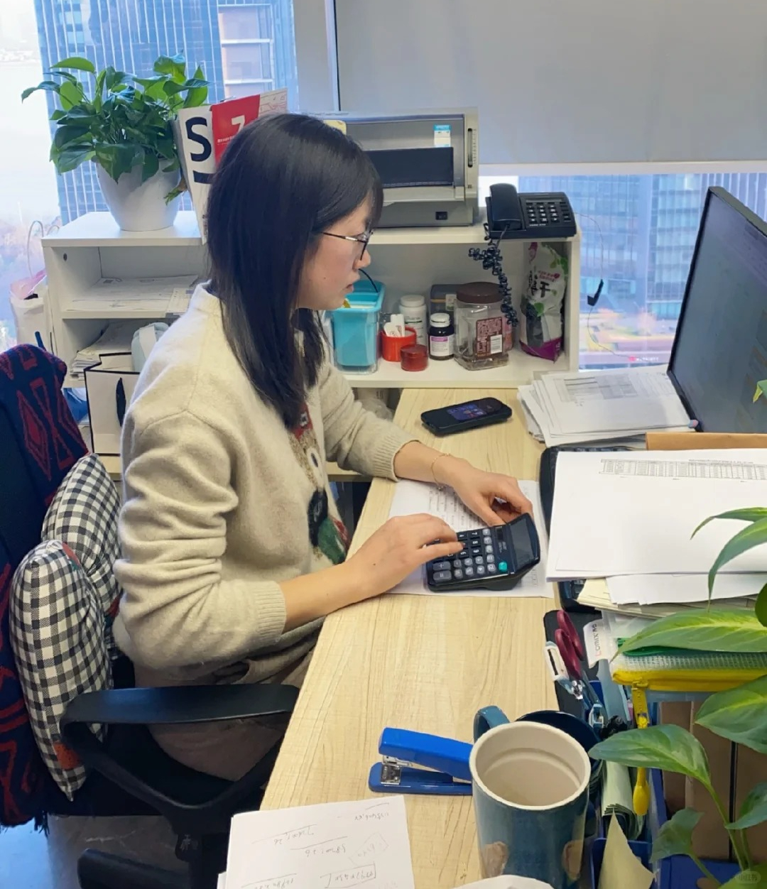 Ng&agrave;y gi&aacute; v&agrave;ng tăng kỷ lục, t&agrave;i khoản b&aacute;o cộng 8,7 tỷ l&uacute;c 12h04 ph&uacute;t, ph&iacute;a ng&acirc;n h&agrave;ng n&oacute;i: &ldquo;Đ&oacute; l&agrave; tiền của c&ocirc;&ldquo;- Ảnh 1.