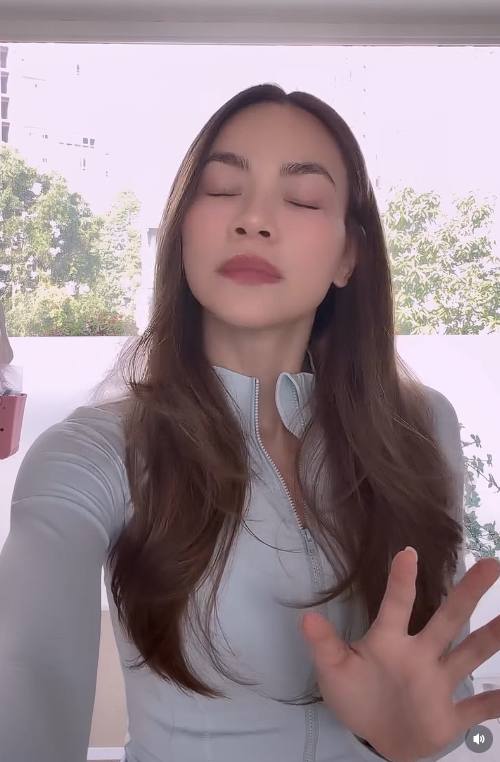 Hồ Ngọc H&agrave; tiết lộ thực đơn xuống 2kg trong 3 tuần, "độ" d&aacute;ng đ&oacute;n Tết: Da căng mọng, d&aacute;ng vẫn xinh nhờ 1 loại thịt v&agrave; 1 nước- Ảnh 2.