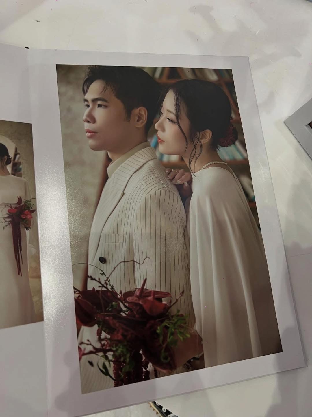 Nhanh nhất Vbiz: Nam rapper s&aacute;ng c&ocirc;ng khai bạn g&aacute;i, trưa tổ chức tiệc cưới- Ảnh 2.