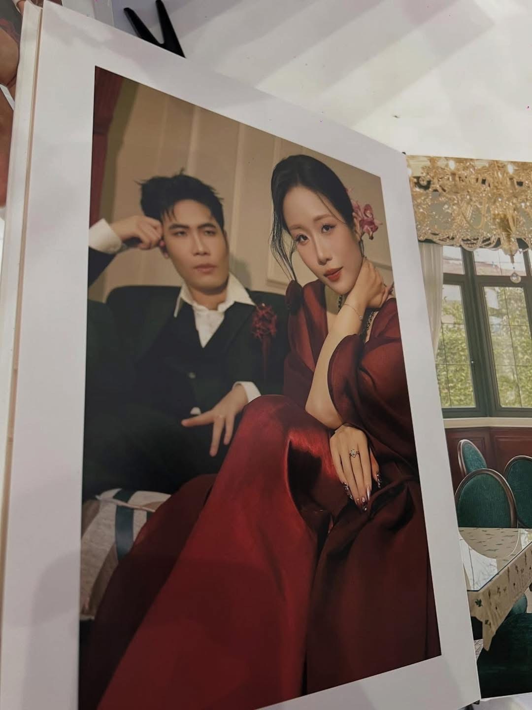 Nhanh nhất Vbiz: Nam rapper s&aacute;ng c&ocirc;ng khai bạn g&aacute;i, trưa tổ chức tiệc cưới- Ảnh 3.