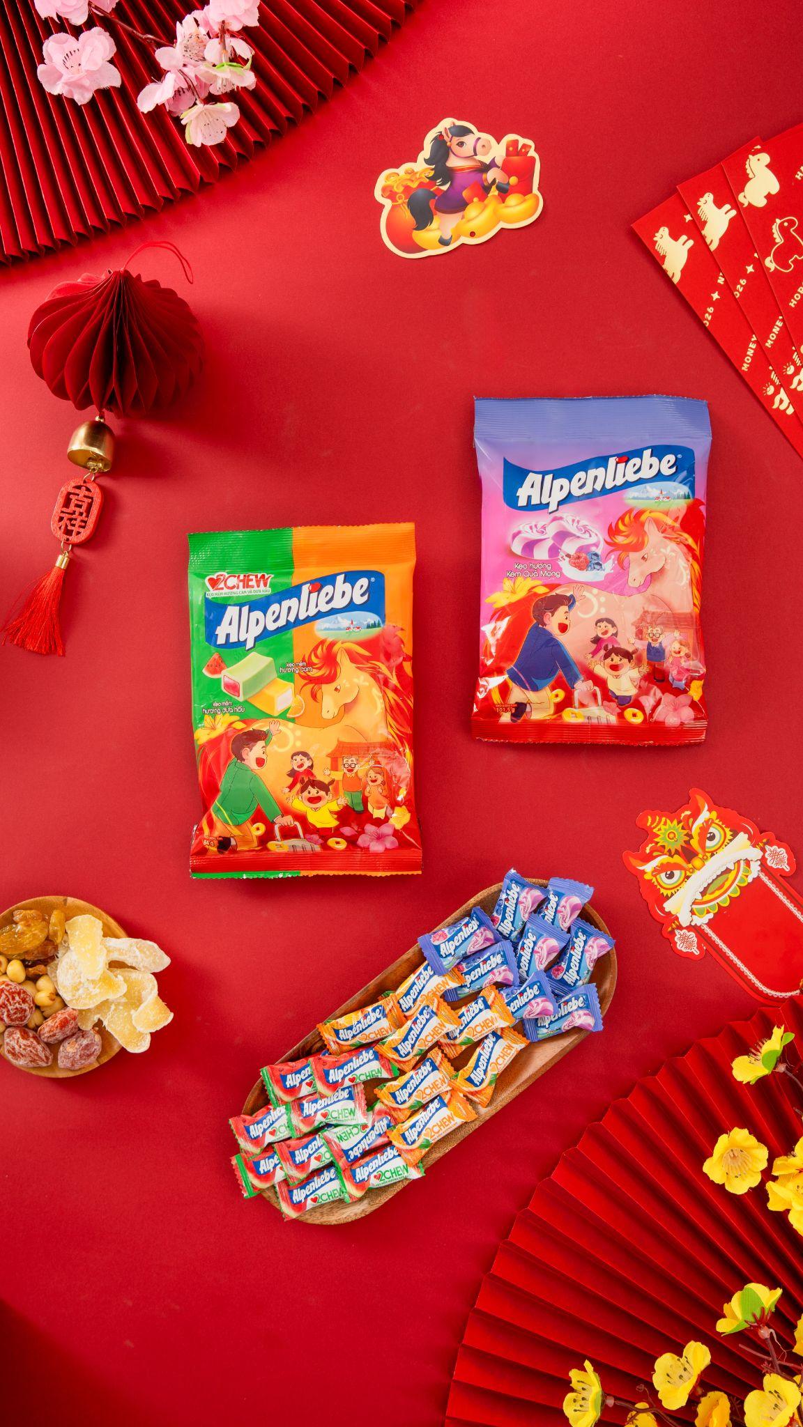 Giới trẻ h&aacute;o hức &ldquo;x&eacute; t&uacute;i m&ugrave;&rdquo;, gieo quẻ đầu năm c&ugrave;ng bộ qu&agrave; Tết s&aacute;ng tạo từ Perfetti Van Melle- Ảnh 5.